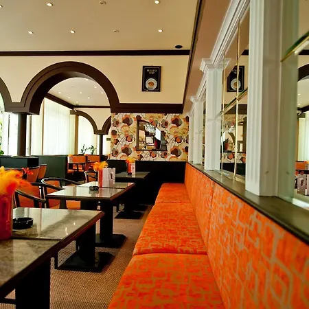 In Otel 3*